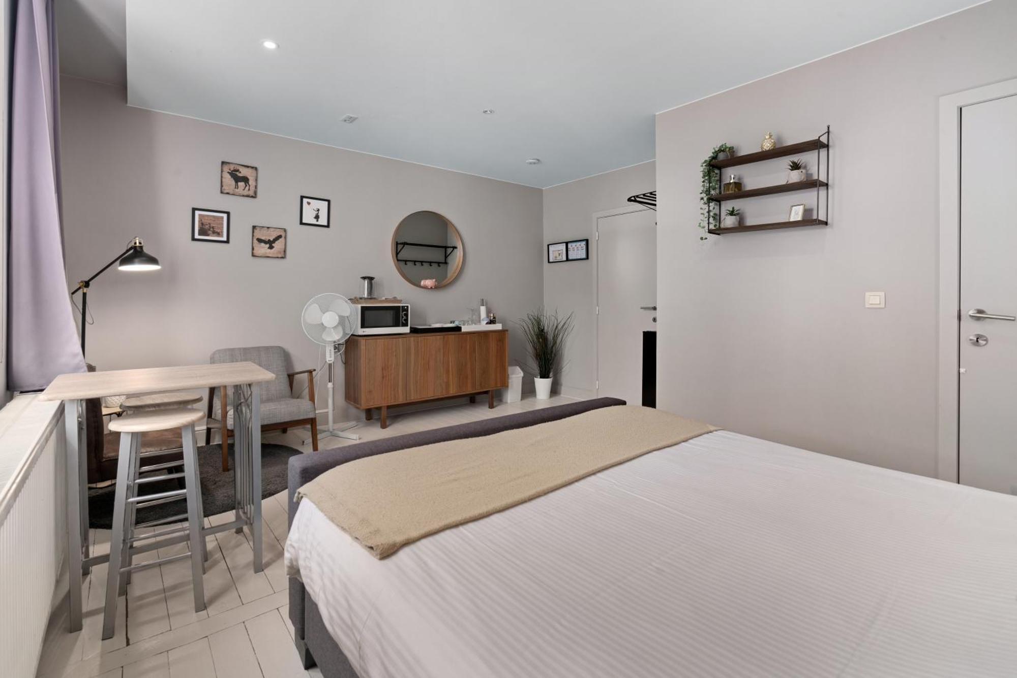 Affittacamere Spacious Guest Near Historic Market - 5 Min Walk